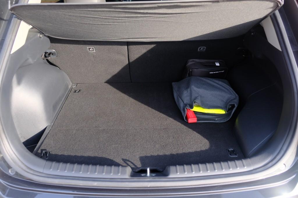 Kia Niro 1.6 GDi PHEV 171pk Aut. DynamicLine | Navi | App Connect | Adaptive Cruise | Keyless | Camera | Elektrische klep | Winter Pakket afbeelding 35