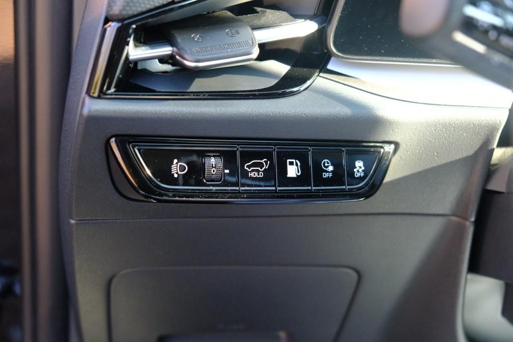 Kia Niro 1.6 GDi PHEV 171pk Aut. DynamicLine | Navi | App Connect | Adaptive Cruise | Keyless | Camera | Elektrische klep | Winter Pakket afbeelding 25