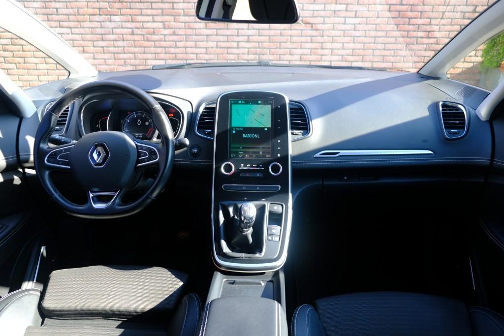 Renault Scénic 1.2 TCe 130pk Bose | Navi | Climate | Cruise | Keyless | PDC | Trekhaak afbeelding 7