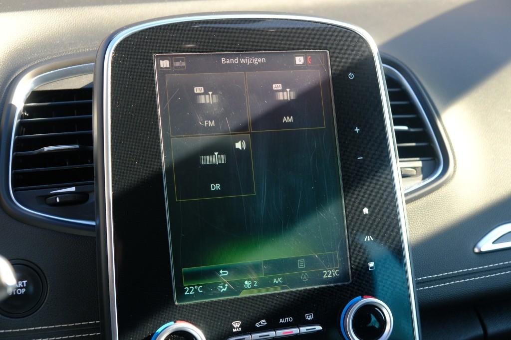 Renault Scénic 1.2 TCe 130pk Bose | Navi | Climate | Cruise | Keyless | PDC | Trekhaak afbeelding 19