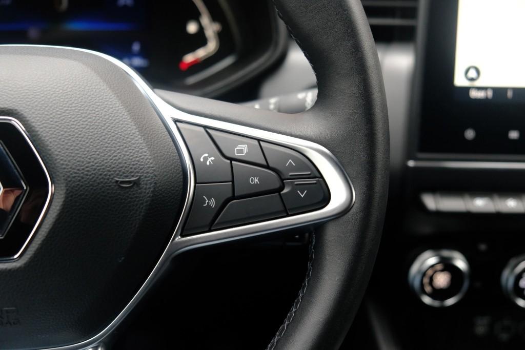 Renault Clio 1.0 TCe 90 Techno | Navi | App Connect | Climate | Cruise | Keyless | PDC  | 17" velgen afbeelding 9