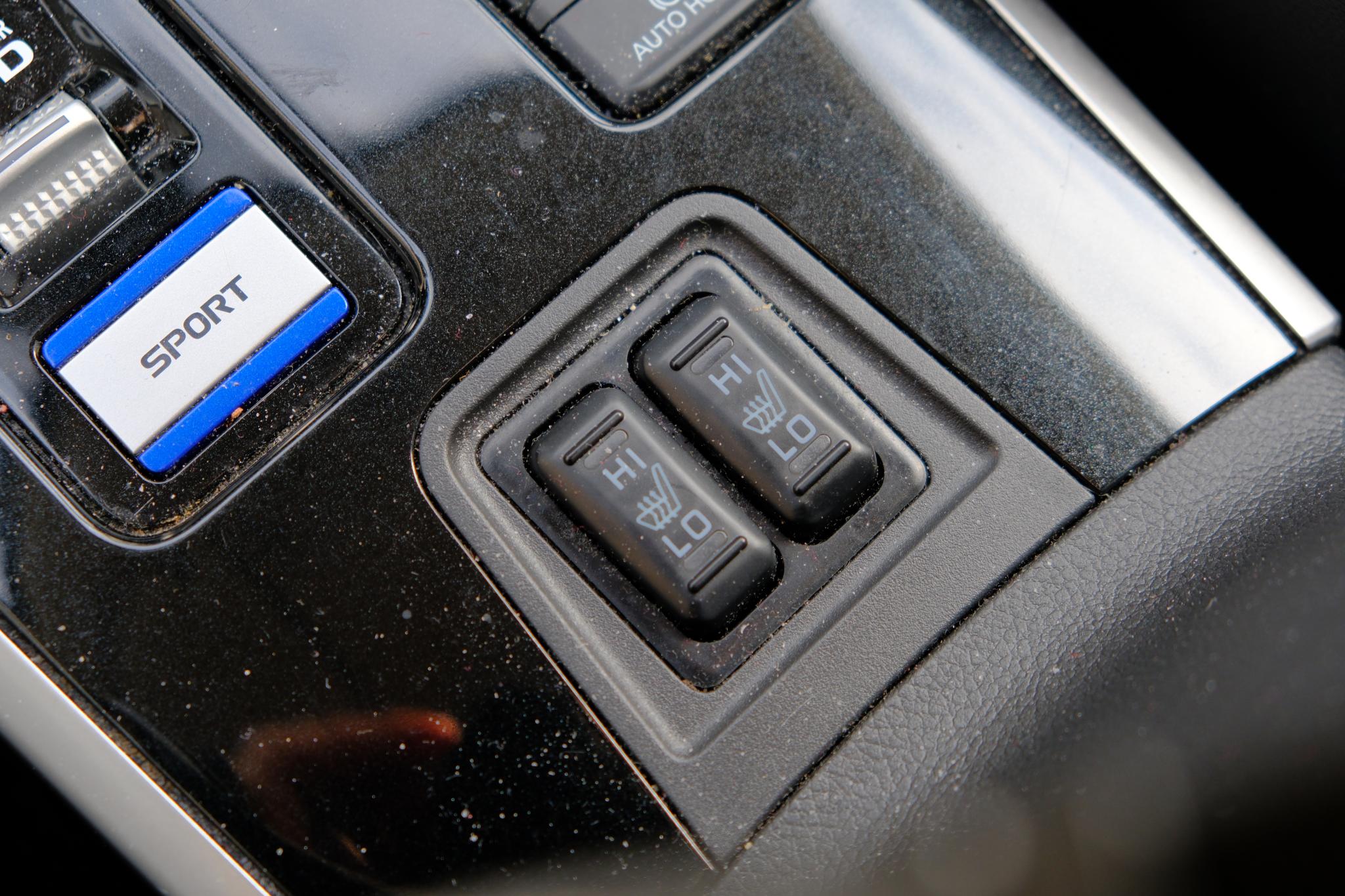 Mitsubishi Outlander 2.4 PHEV 224pk Aut. 4WD Intens | Navi | Climate | Camera | Keyless | Alcantara | Blind Spot afbeelding 21