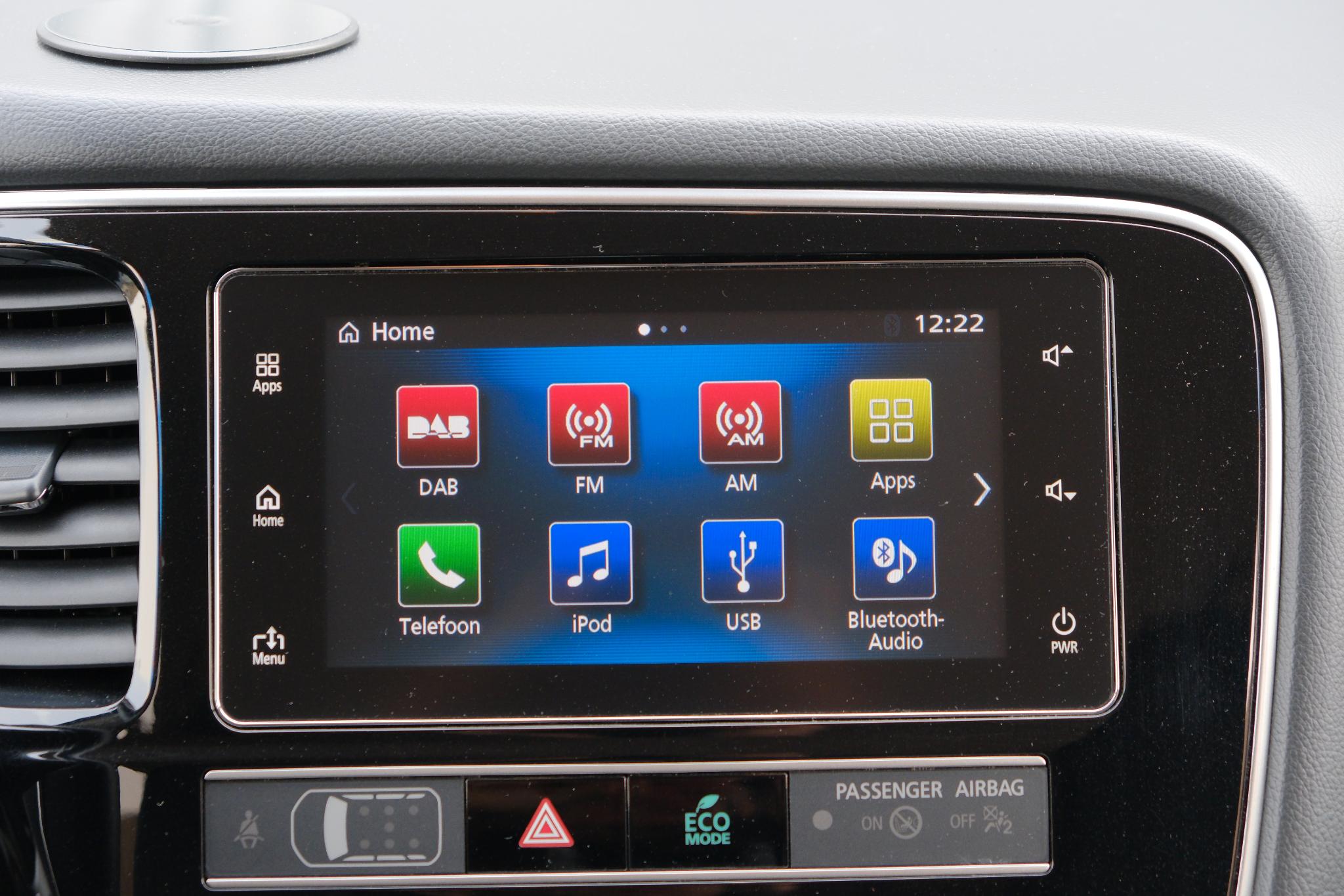 Mitsubishi Outlander 2.4 PHEV 224pk Aut. 4WD Intens | Navi | Climate | Camera | Keyless | Alcantara | Blind Spot afbeelding 11