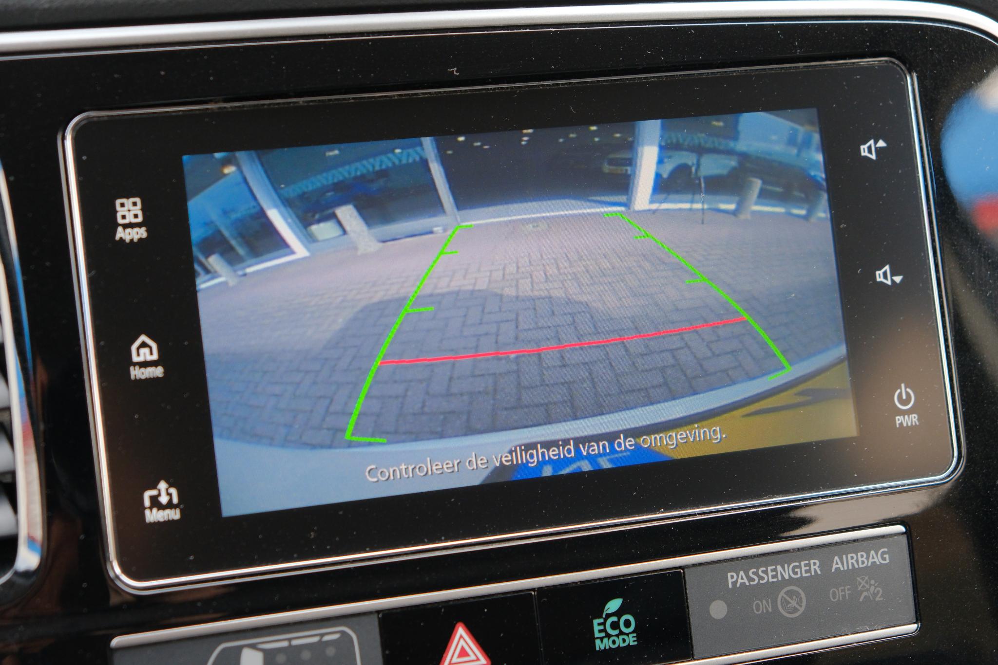 Mitsubishi Outlander 2.4 PHEV 224pk Aut. 4WD Intens | Navi | Climate | Camera | Keyless | Alcantara | Blind Spot afbeelding 12