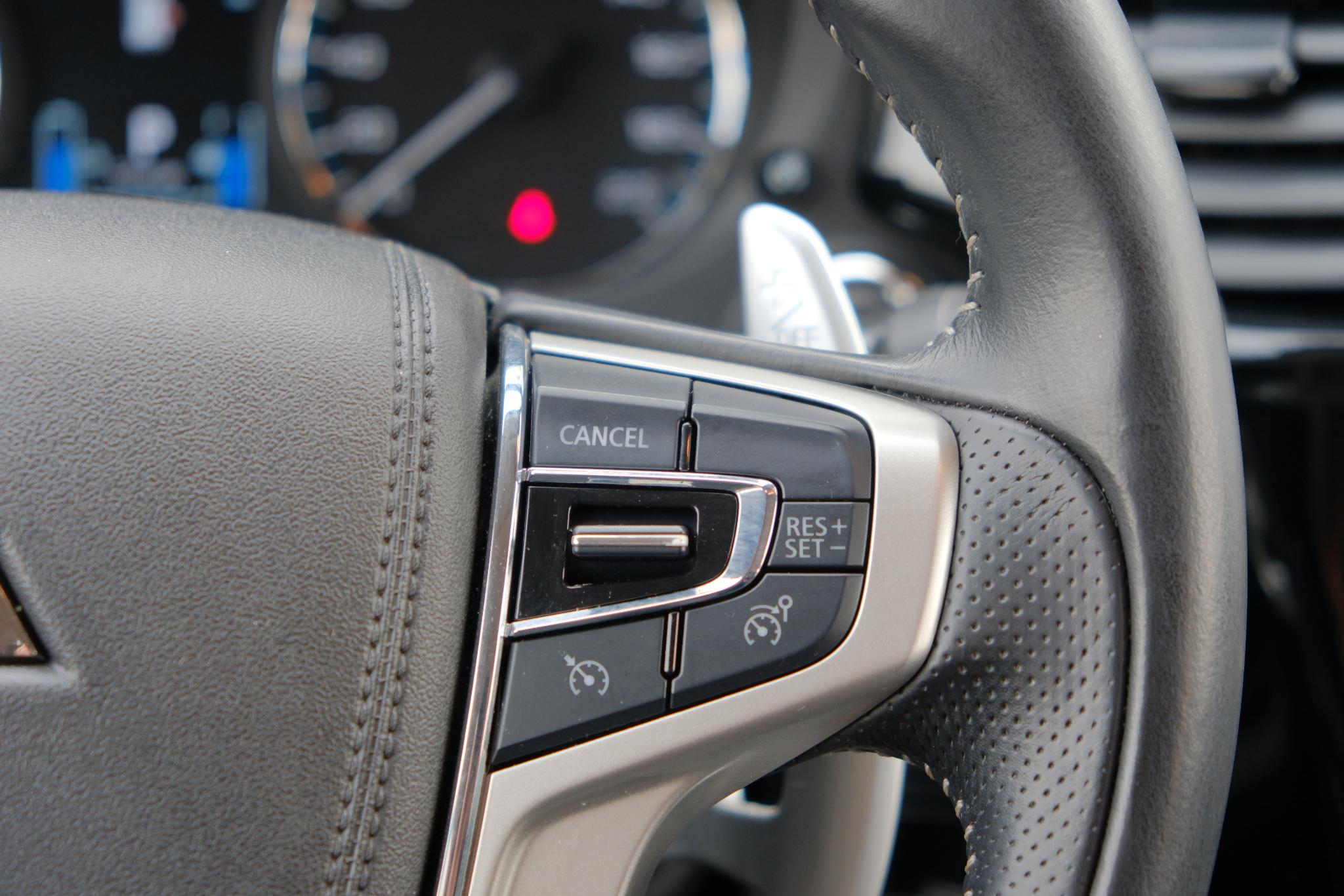 Mitsubishi Outlander 2.4 PHEV 224pk Aut. 4WD Intens | Navi | Climate | Camera | Keyless | Alcantara | Blind Spot afbeelding 17