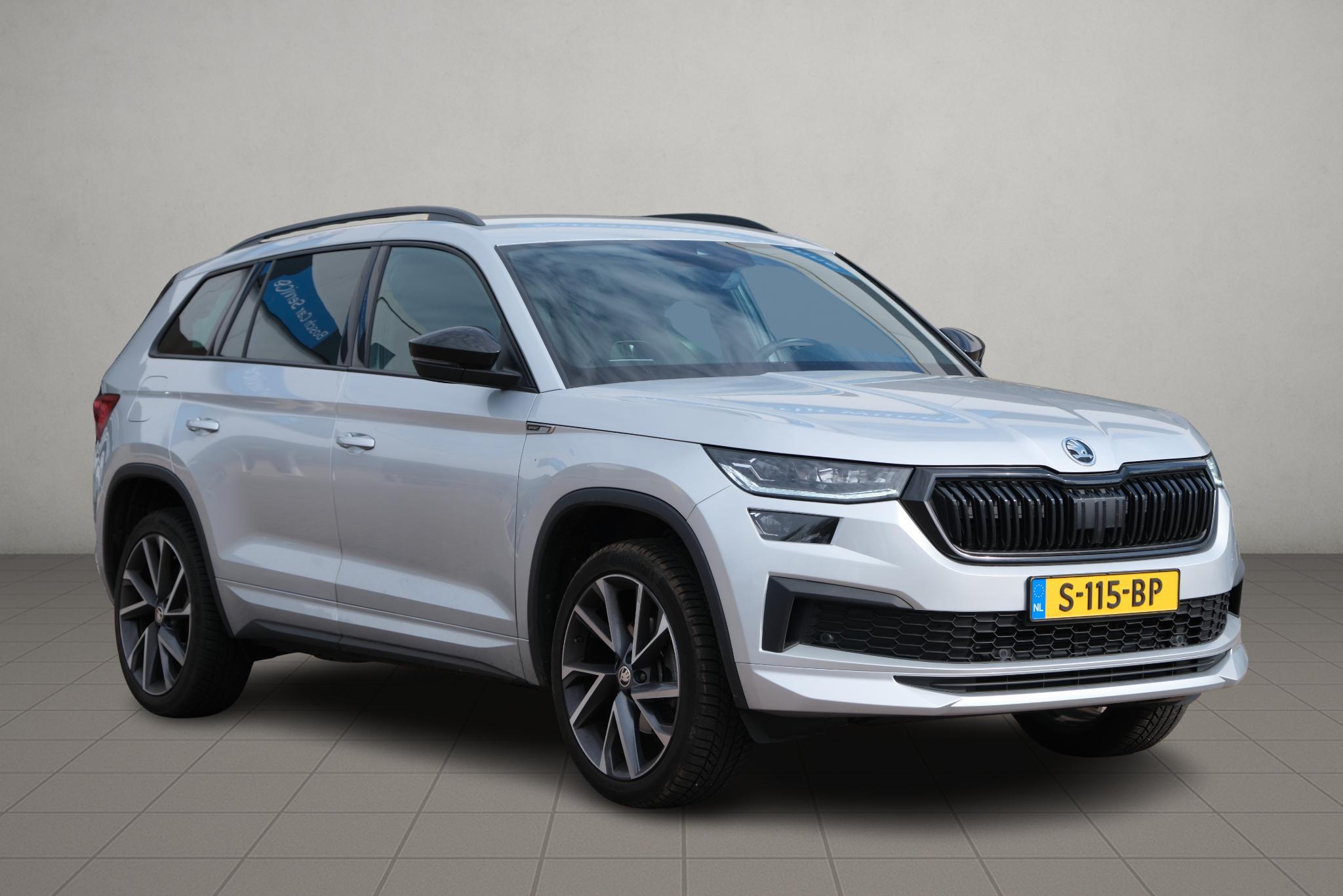 Skoda Kodiaq 1.5 TSi 150pk DSG Sportline Business 7p. | Navi | Climate | Adaptive Cruise | Matrix LED | Camera | 20" velgen | Winter Pakket afbeelding 1
