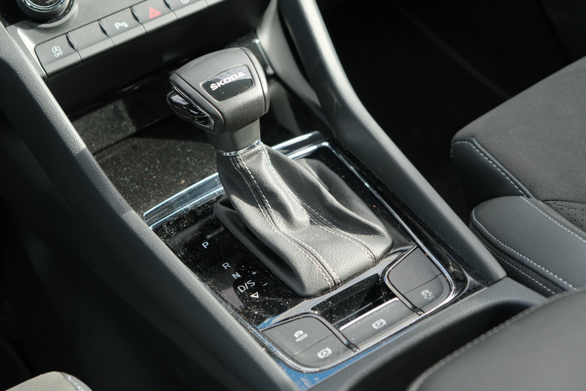 Skoda Kodiaq 1.5 TSi 150pk DSG Sportline Business 7p. | Navi | Climate | Adaptive Cruise | Matrix LED | Camera | 20" velgen | Winter Pakket afbeelding 13