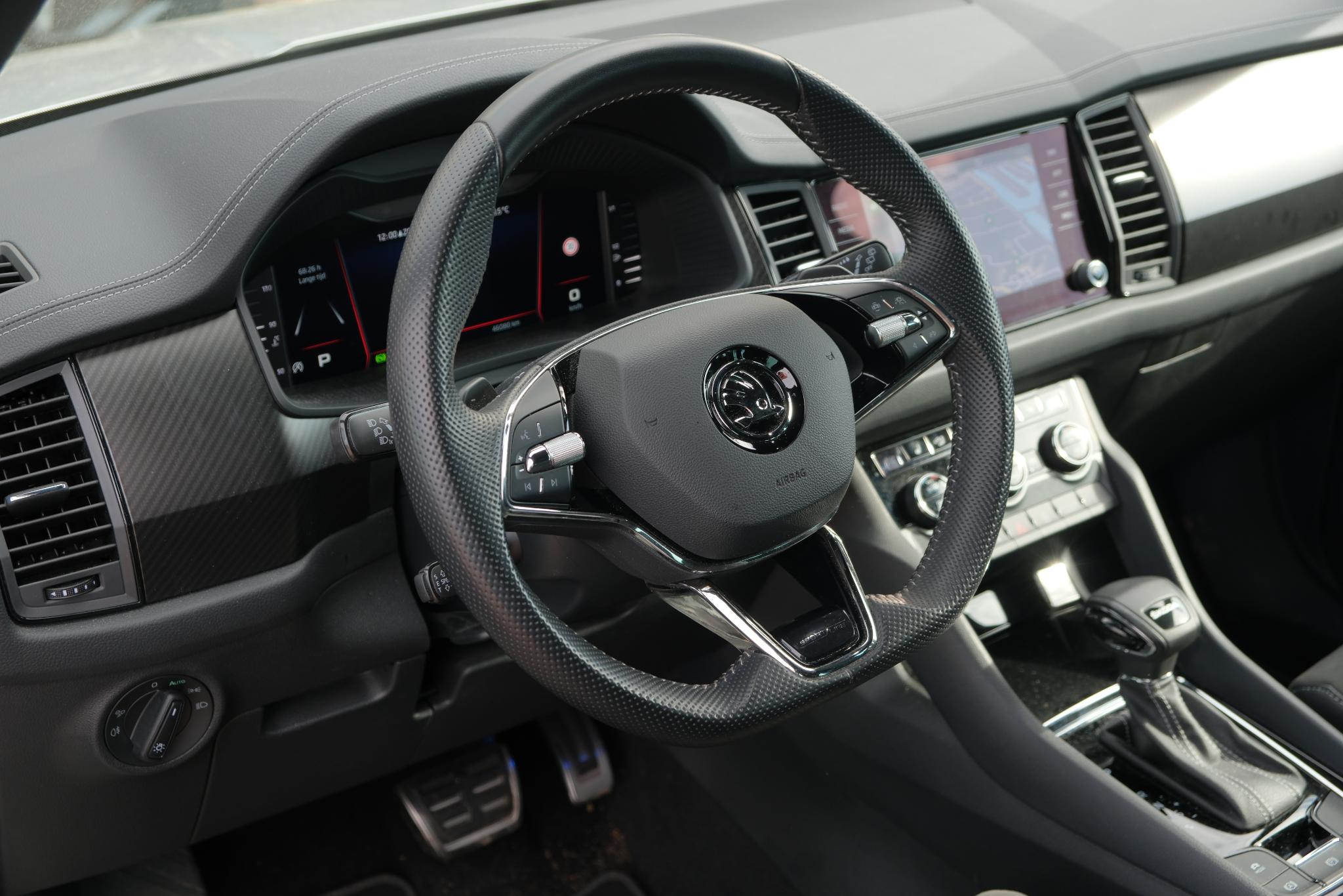 Skoda Kodiaq 1.5 TSi 150pk DSG Sportline Business 7p. | Navi | Climate | Adaptive Cruise | Matrix LED | Camera | 20" velgen | Winter Pakket afbeelding 22