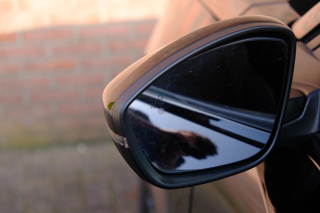 Peugeot e-2008 EV 50 kWh GT | App Connect | Adaptive Cruise | Keyless | Camera | Blind Spot afbeelding 25