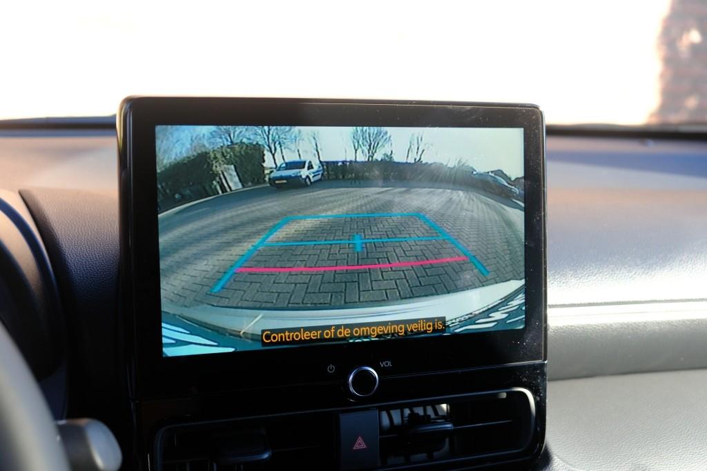 Toyota Yaris Cross 1.5 Hybrid 130pk CVT Dynamic | App Connect | Climate | Adaptive Cruise | Camera | PDC | Blind Spot | Winter Pakket afbeelding 18