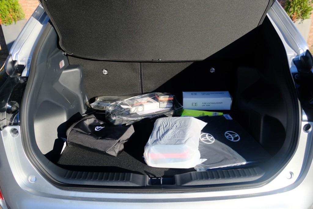 Toyota Yaris Cross 1.5 Hybrid 130pk CVT Dynamic | App Connect | Climate | Adaptive Cruise | Camera | PDC | Blind Spot | Winter Pakket afbeelding 31