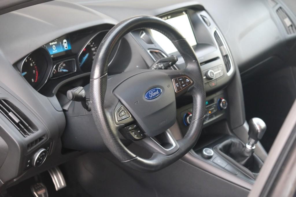 Ford Focus 1.0 EcoBoost 125pk 5-drs ST-Line | App-Connect | Navi | Cruise | Camera | Airco | PDC afbeelding 8