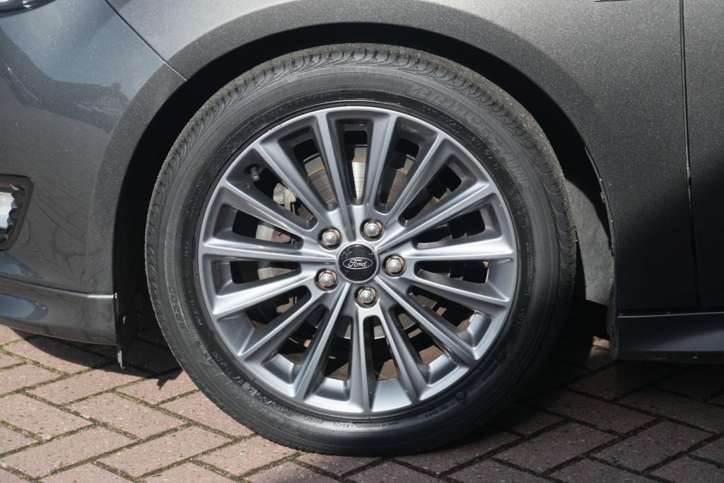 Ford Focus 1.0 EcoBoost 125pk 5-drs ST-Line | App-Connect | Navi | Cruise | Camera | Airco | PDC afbeelding 23