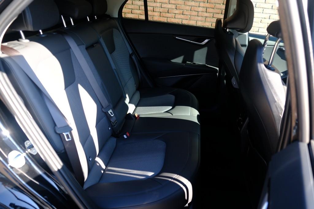 Kia Niro 1.6 GDi PHEV 171pk Aut. DynamicLine | Navi | App Connect | Adaptive Cruise | Keyless | Camera | Elektrische klep | Winter Pakket afbeelding 3