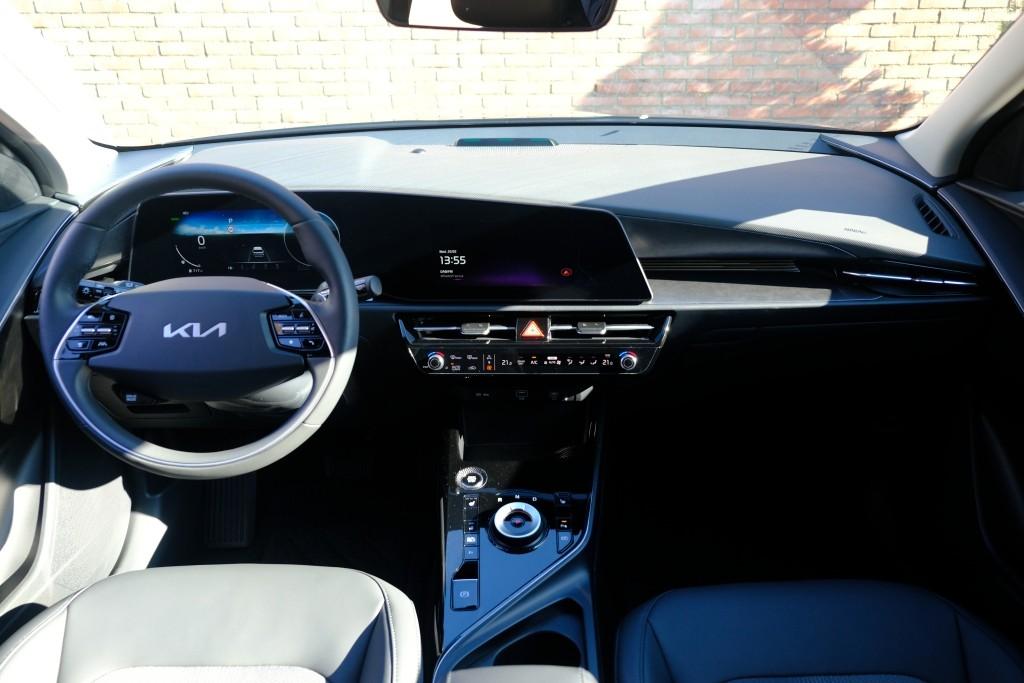 Kia Niro 1.6 GDi PHEV 171pk Aut. DynamicLine | Navi | App Connect | Adaptive Cruise | Keyless | Camera | Elektrische klep | Winter Pakket afbeelding 6