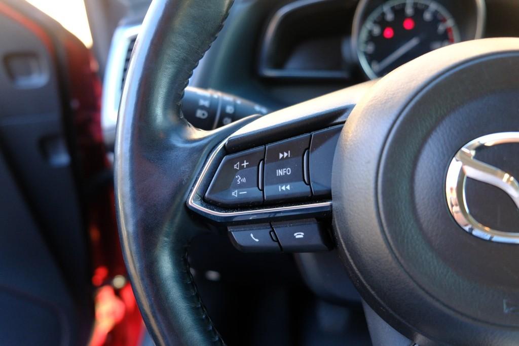 Mazda 3 2.0 SkyActiv-G 120pk SkyLease GT | Navi | Cruise | Camera | Winter-Pakket | Keyless | Leer | Head-Up Display afbeelding 9