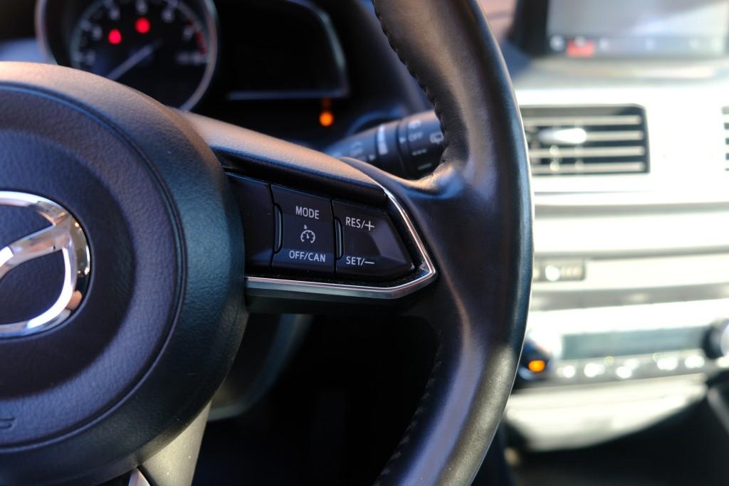 Mazda 3 2.0 SkyActiv-G 120pk SkyLease GT | Navi | Cruise | Camera | Winter-Pakket | Keyless | Leer | Head-Up Display afbeelding 10