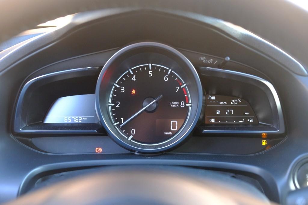 Mazda 3 2.0 SkyActiv-G 120pk SkyLease GT | Navi | Cruise | Camera | Winter-Pakket | Keyless | Leer | Head-Up Display afbeelding 11