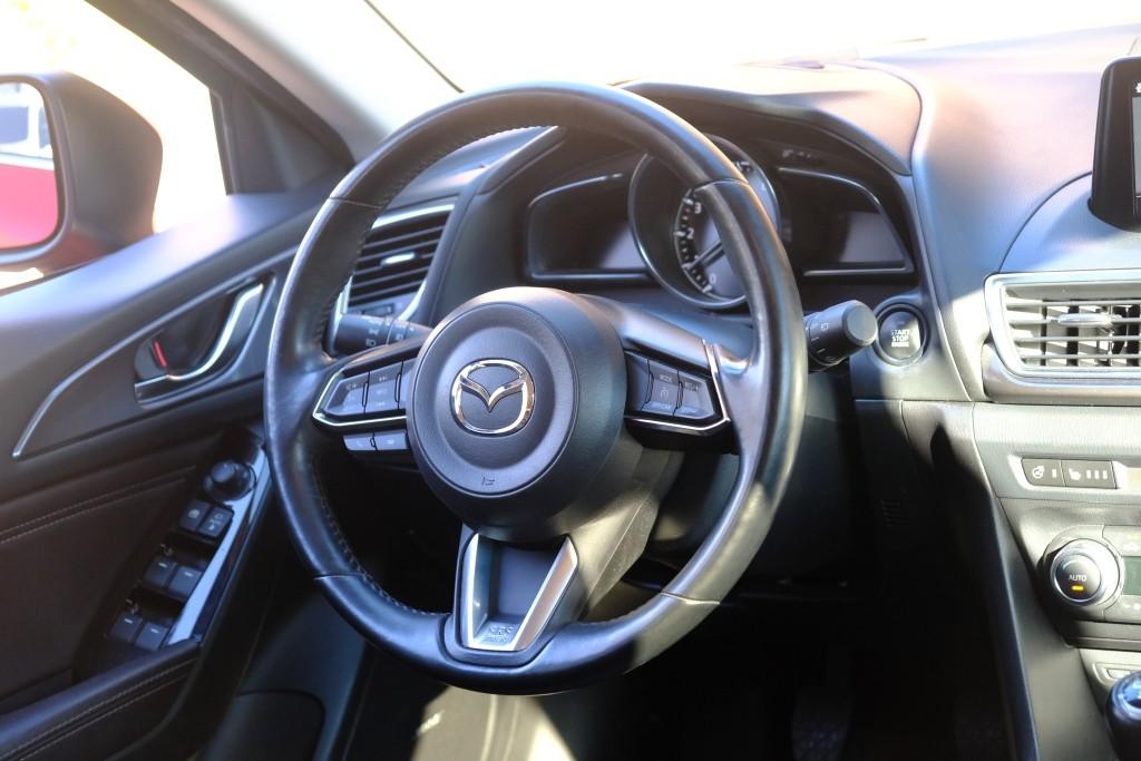 Mazda 3 2.0 SkyActiv-G 120pk SkyLease GT | Navi | Cruise | Camera | Winter-Pakket | Keyless | Leer | Head-Up Display afbeelding 13