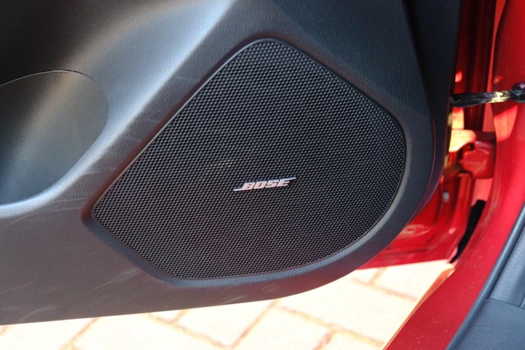 Mazda 3 2.0 SkyActiv-G 120pk SkyLease GT | Navi | Cruise | Camera | Winter-Pakket | Keyless | Leer | Head-Up Display afbeelding 26