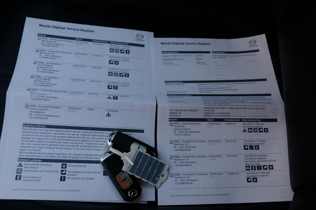 Mazda 3 2.0 SkyActiv-G 120pk SkyLease GT | Navi | Cruise | Camera | Winter-Pakket | Keyless | Leer | Head-Up Display afbeelding 35