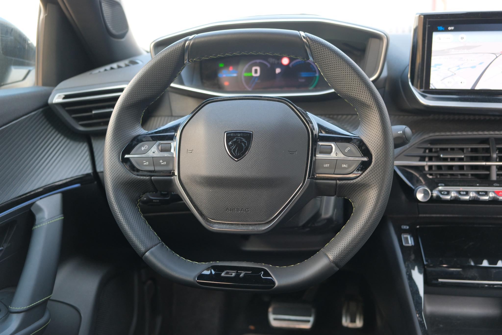 Peugeot e-2008 EV 50 kWh GT | App Connect | Adaptive Cruise | Keyless | Camera | Blind Spot afbeelding 15