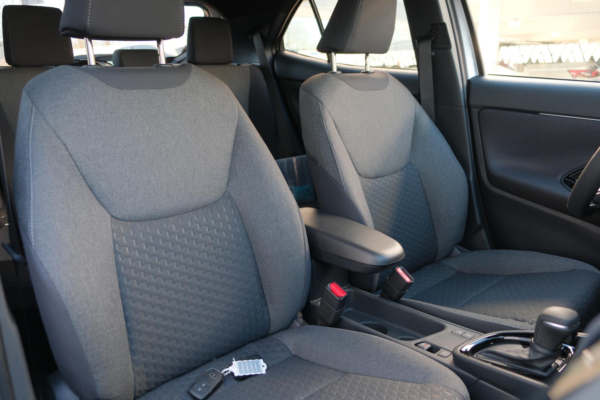 Toyota Yaris Cross 1.5 Hybrid 130pk CVT Dynamic | App Connect | Climate | Adaptive Cruise | Camera | PDC | Blind Spot | Winter Pakket afbeelding 9