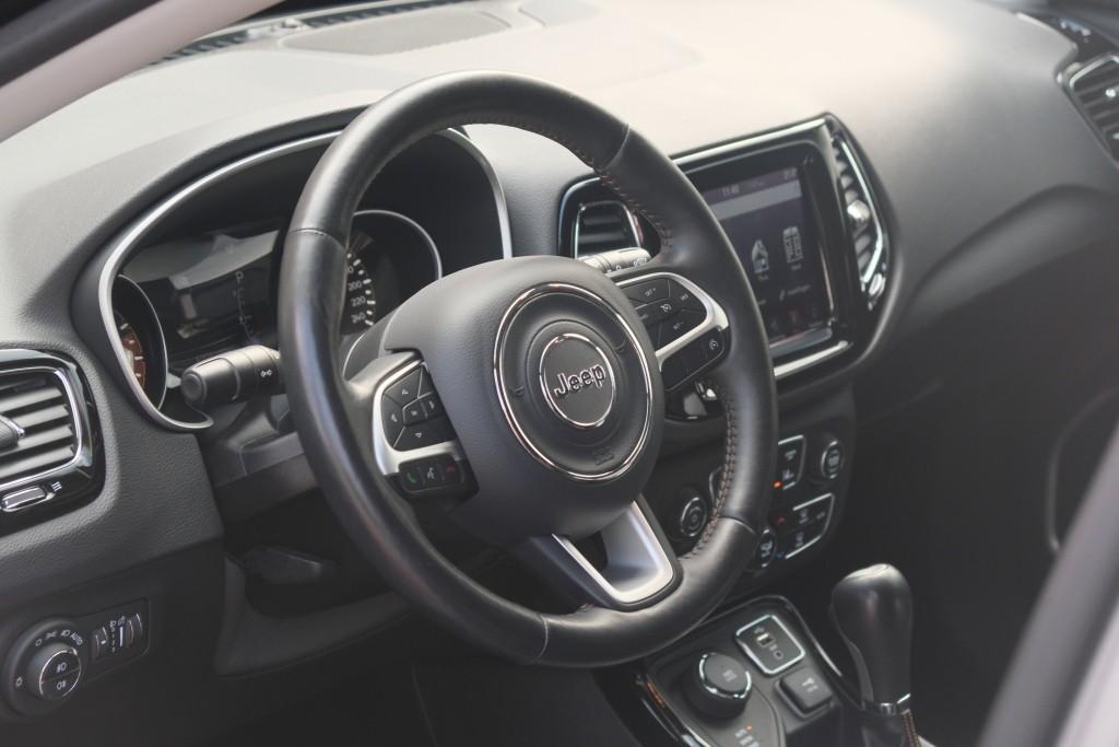 Jeep Compass 1.4 MultiAir 170pk 4x4 Aut. Limited | Navi | App Connect | Winter Pack | Leather Pack | Keyless | Beats Audio | Camera afbeelding 8