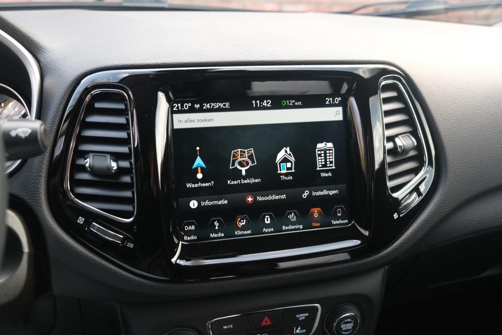 Jeep Compass 1.4 MultiAir 170pk 4x4 Aut. Limited | Navi | App Connect | Winter Pack | Leather Pack | Keyless | Beats Audio | Camera afbeelding 16