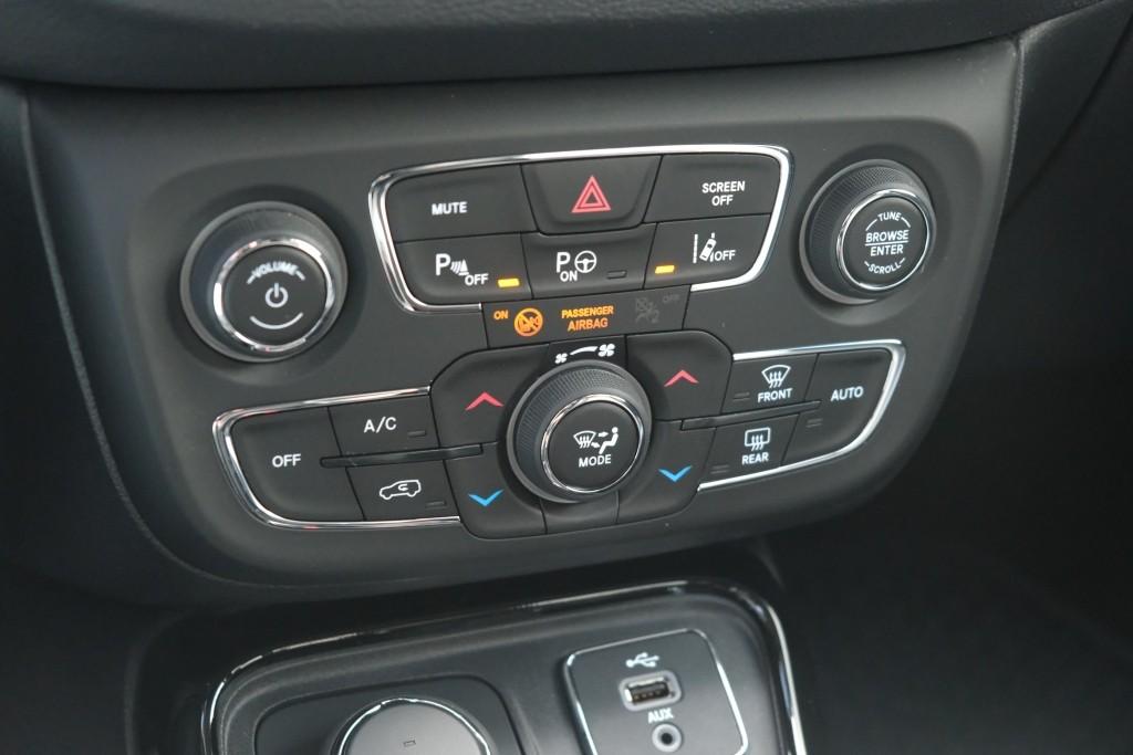 Jeep Compass 1.4 MultiAir 170pk 4x4 Aut. Limited | Navi | App Connect | Winter Pack | Leather Pack | Keyless | Beats Audio | Camera afbeelding 22