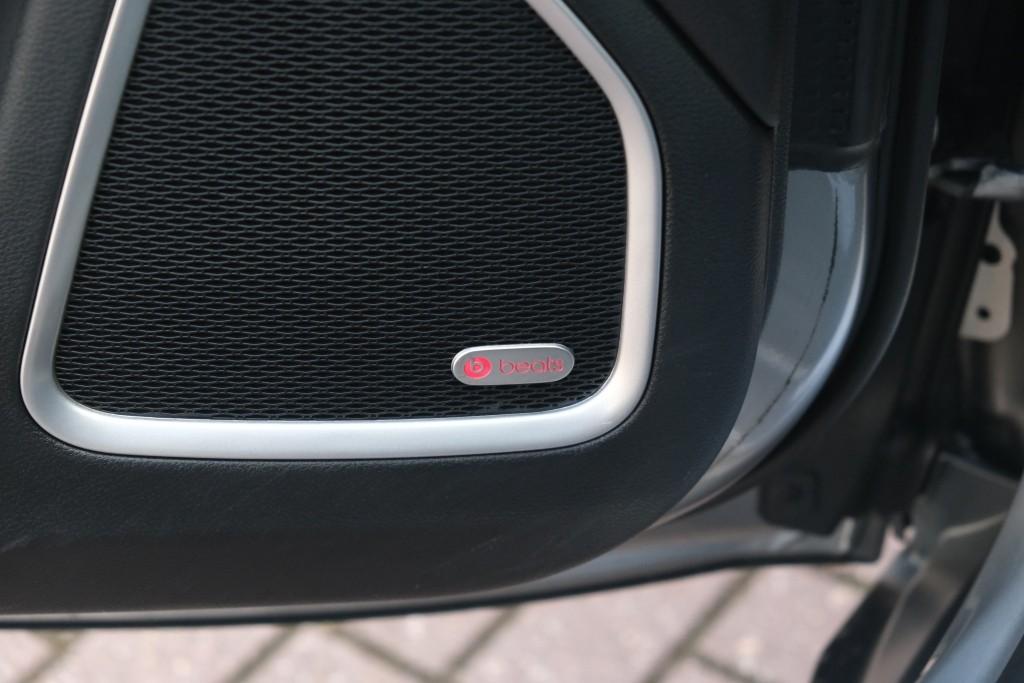 Jeep Compass 1.4 MultiAir 170pk 4x4 Aut. Limited | Navi | App Connect | Winter Pack | Leather Pack | Keyless | Beats Audio | Camera afbeelding 26