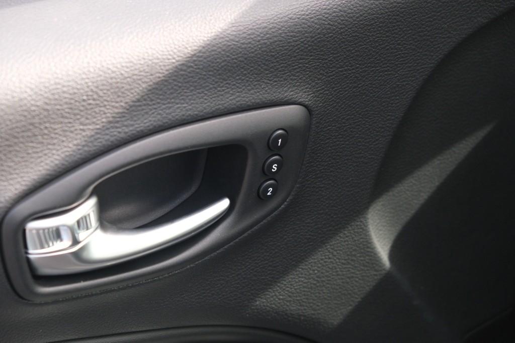 Jeep Compass 1.4 MultiAir 170pk 4x4 Aut. Limited | Navi | App Connect | Winter Pack | Leather Pack | Keyless | Beats Audio | Camera afbeelding 29