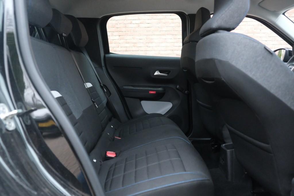 Citroën C3 1.2 Turbo 100pk Plus | App Connect | Airco | Cruise | PDC afbeelding 3