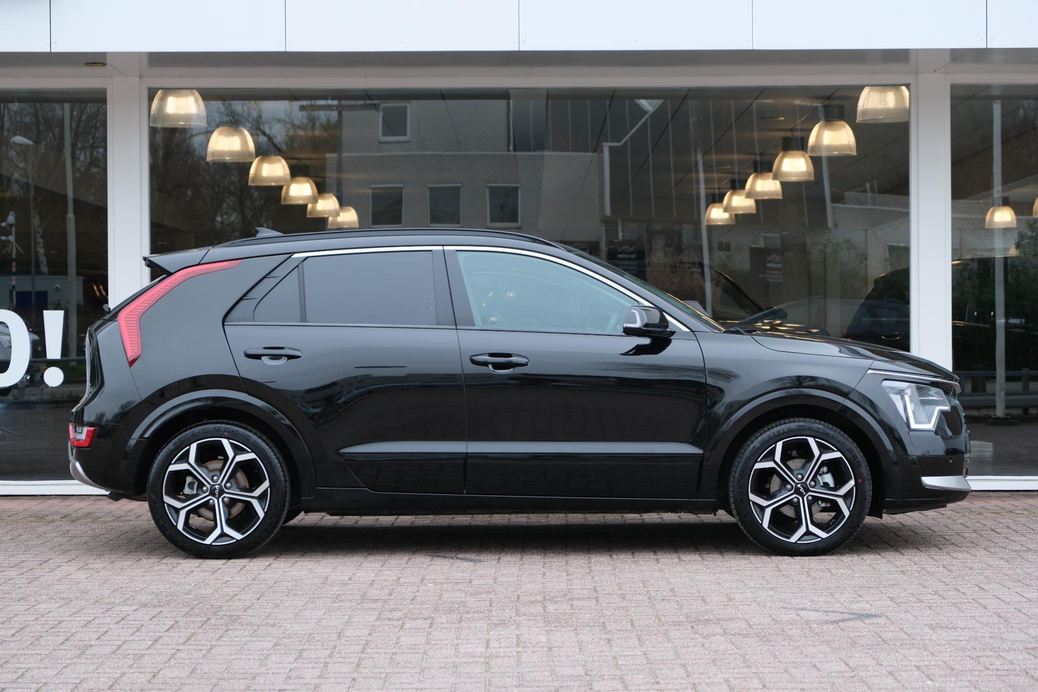 Kia Niro 1.6 GDi PHEV 171pk Aut. DynamicLine | Navi | App Connect | Adaptive Cruise | Keyless | Camera | Elektrische klep | Winter Pakket afbeelding 4