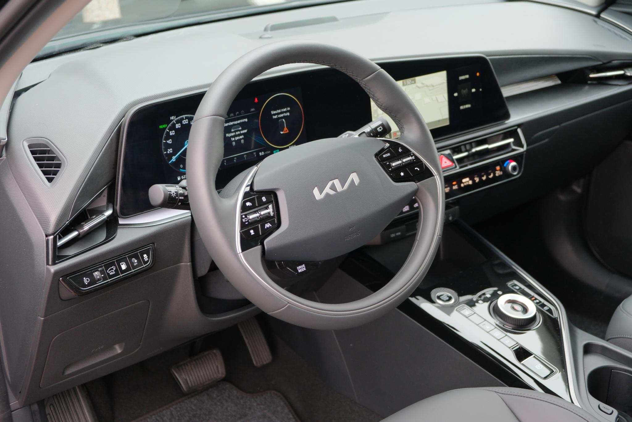 Kia Niro 1.6 GDi PHEV 171pk Aut. DynamicLine | Navi | App Connect | Adaptive Cruise | Keyless | Camera | Elektrische klep | Winter Pakket afbeelding 17