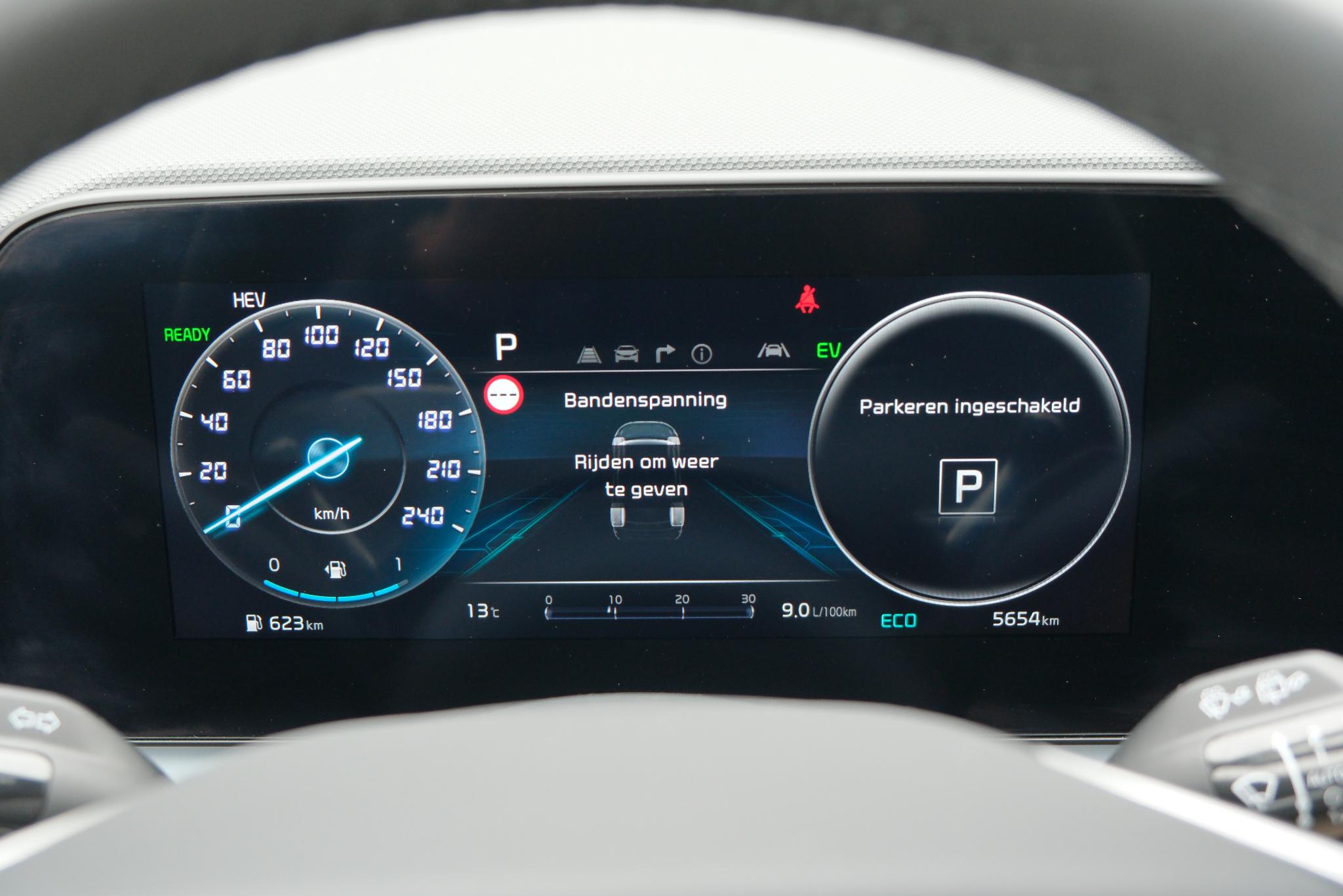 Kia Niro 1.6 GDi PHEV 171pk Aut. DynamicLine | Navi | App Connect | Adaptive Cruise | Keyless | Camera | Elektrische klep | Winter Pakket afbeelding 19