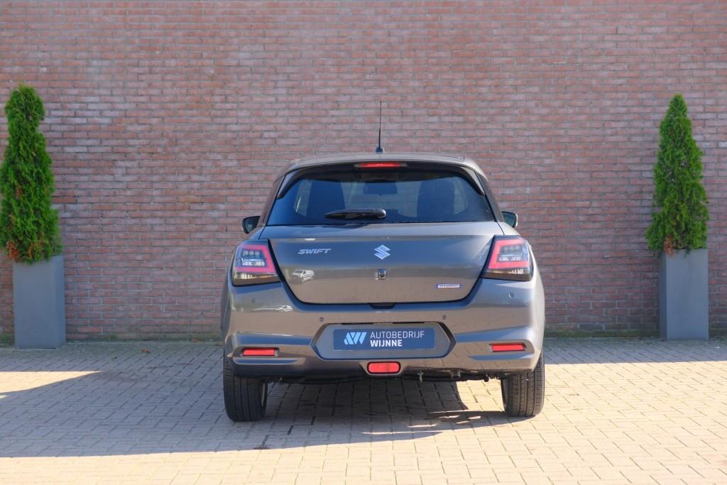 Suzuki Swift 1.2 82pk Style Smart Hybrid | Navi | App Connect | Climate | Adaptive Cruise | Camera | Keyless | Stoelverwarming afbeelding 26