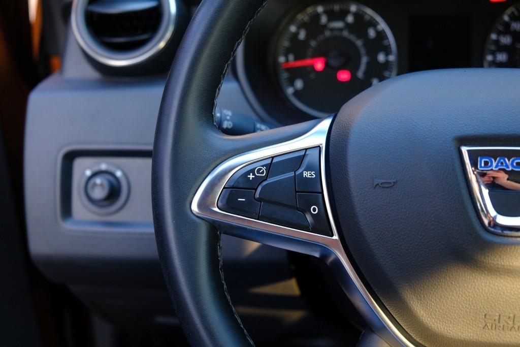 Dacia Duster 1.6 SCe 114pk Prestige | App Connect | Airco | Cruise | Camera | Stoelverwarming | PDC | Trekhaak afbeelding 8