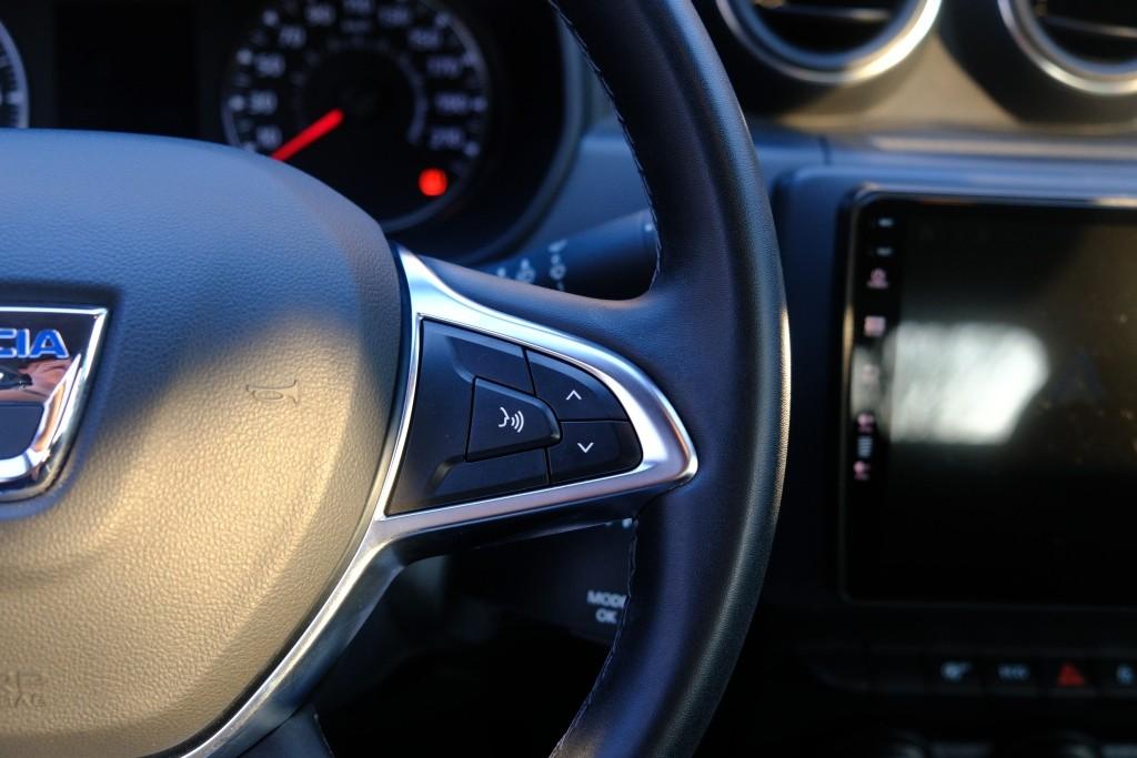 Dacia Duster 1.6 SCe 114pk Prestige | App Connect | Airco | Cruise | Camera | Stoelverwarming | PDC | Trekhaak afbeelding 9