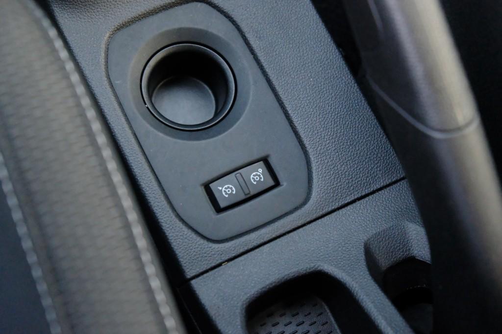 Dacia Duster 1.6 SCe 114pk Prestige | App Connect | Airco | Cruise | Camera | Stoelverwarming | PDC | Trekhaak afbeelding 22