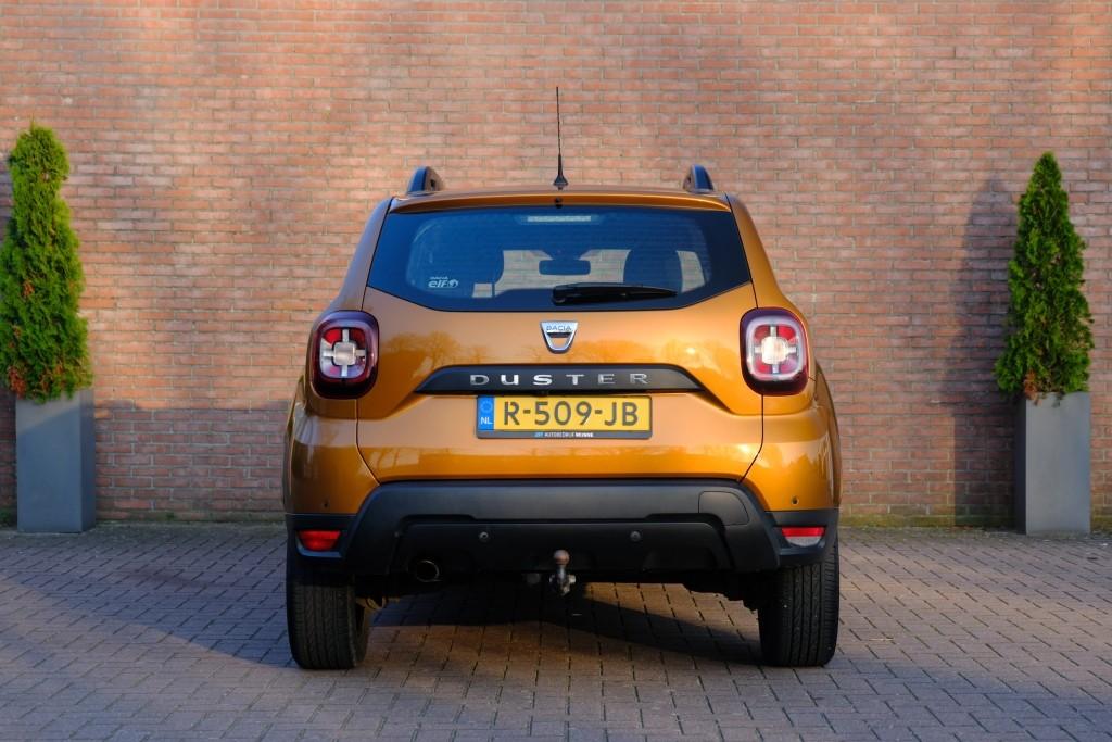 Dacia Duster 1.6 SCe 114pk Prestige | App Connect | Airco | Cruise | Camera | Stoelverwarming | PDC | Trekhaak afbeelding 29