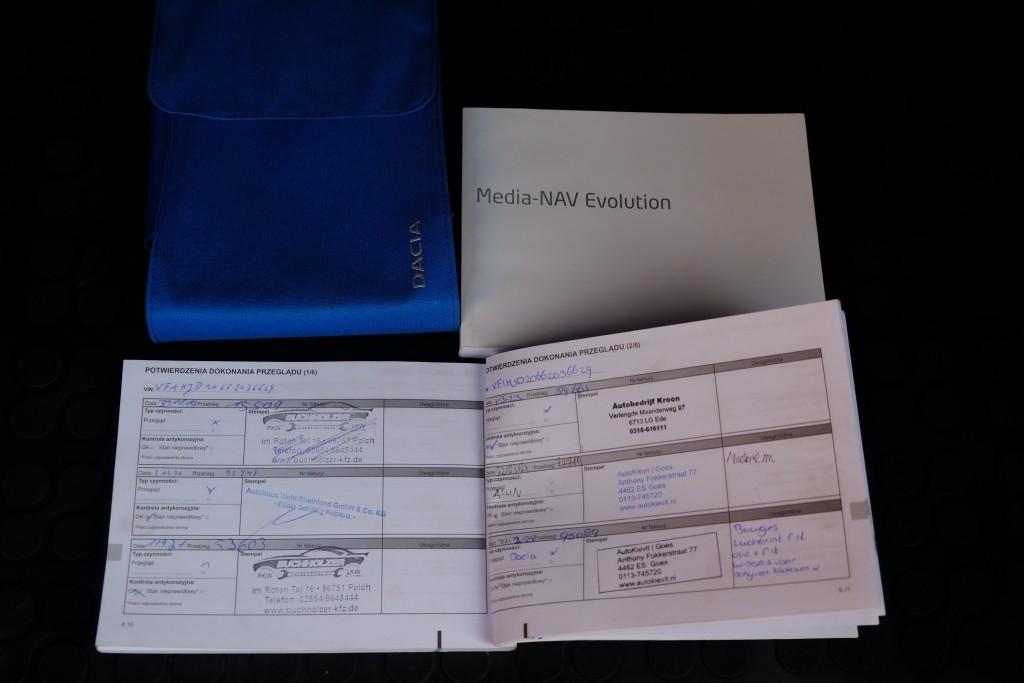 Dacia Duster 1.6 SCe 114pk Prestige | App Connect | Airco | Cruise | Camera | Stoelverwarming | PDC | Trekhaak afbeelding 30