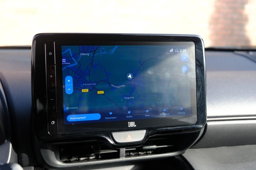 Toyota Yaris Cross 1.5 Hybrid 116pk CVT GR Sport | Navi | App Connect | Adaptive Cruise | Keyless | Camera | JBL | Alcantara/Leer afbeelding 20