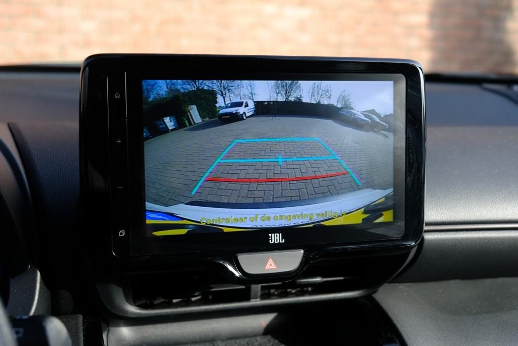 Toyota Yaris Cross 1.5 Hybrid 116pk CVT GR Sport | Navi | App Connect | Adaptive Cruise | Keyless | Camera | JBL | Alcantara/Leer afbeelding 22