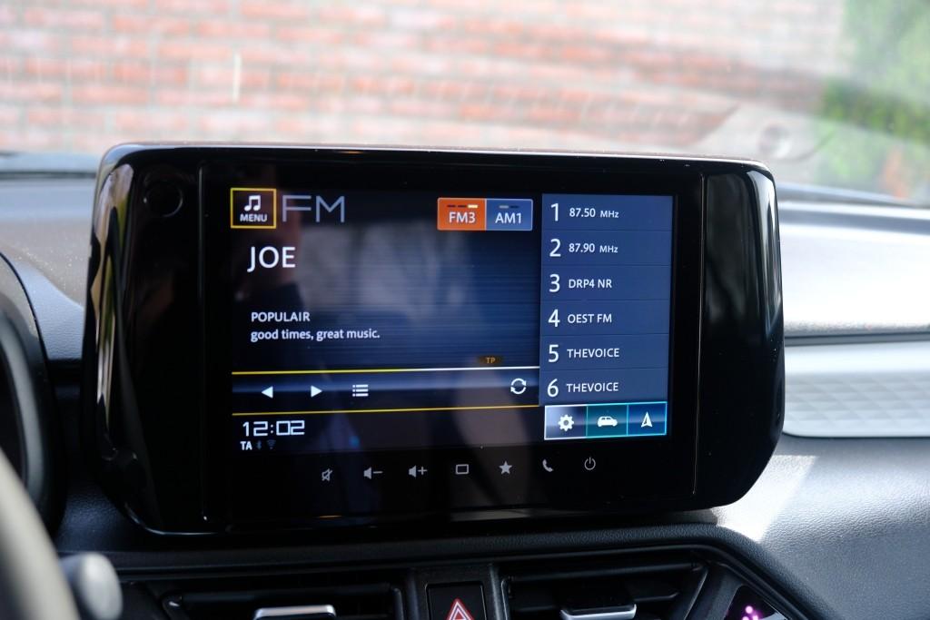 Suzuki Swift 1.2 82pk Style Smart Hybrid | Navi | App Connect | Climate | Adaptive Cruise | Camera | Keyless | Stoelverwarming afbeelding 14