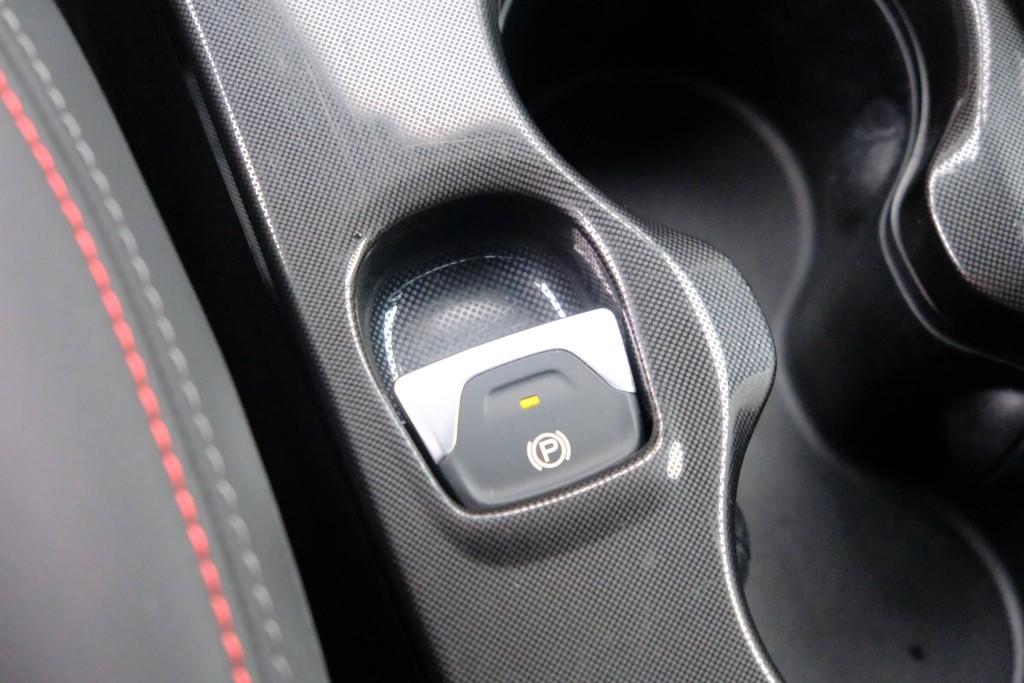 Fiat 500X 1.5 Hybrid 130pk DCT7 Sport Cabrio | Navi | App Connect | Climate | Camera | Blind Spot | PDC | Elektrisch Vouwdak afbeelding 23
