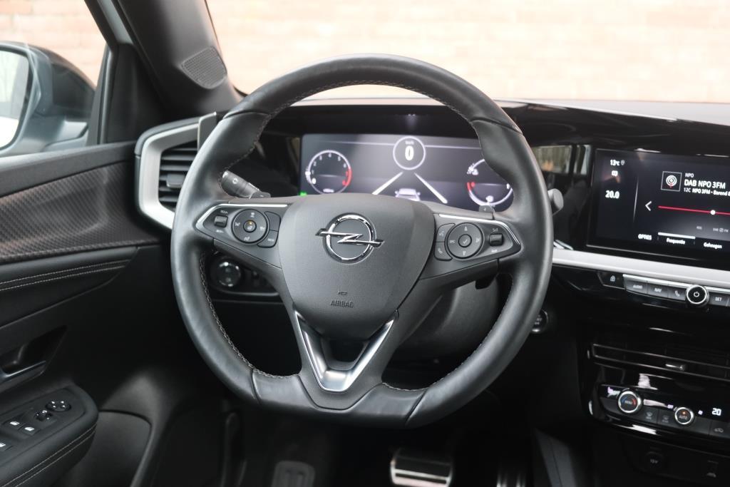 Opel Mokka 1.2 Turbo 130pk EAT8 Ultimate | App Connect | Climate | Adaptive Cruise | Keyless | Camera | Blind Spot | Winter Pakket afbeelding 9