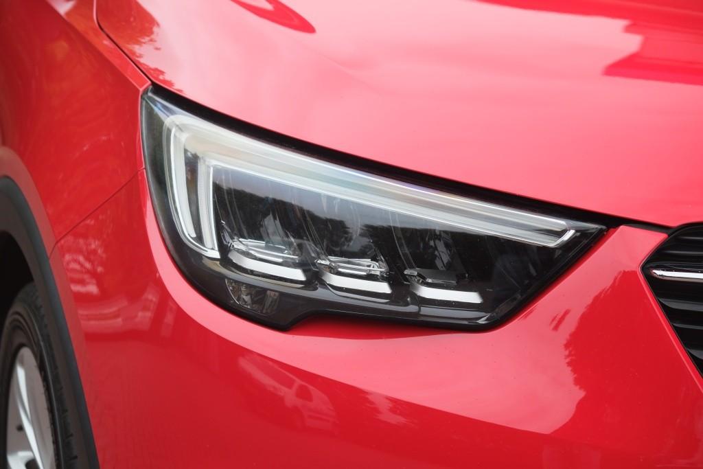 Opel Crossland X 1.2 82pk Innovation | App Connect | Climate | Cruise | Camera | PDC | Winter Pakket | Trekhaak afbeelding 2