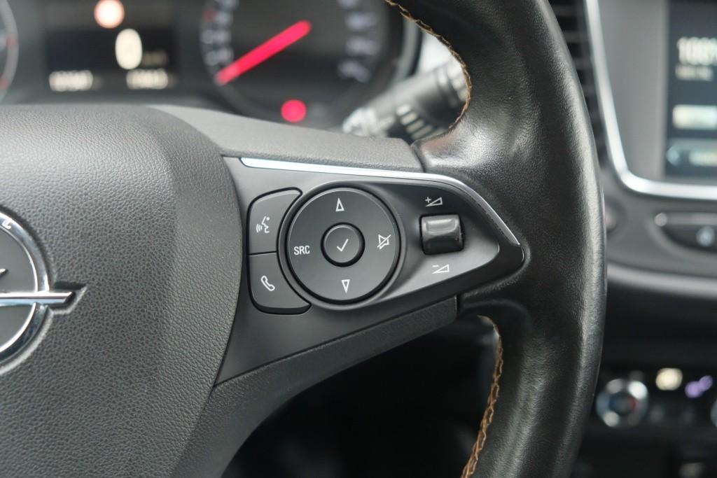 Opel Crossland X 1.2 82pk Innovation | App Connect | Climate | Cruise | Camera | PDC | Winter Pakket | Trekhaak afbeelding 9
