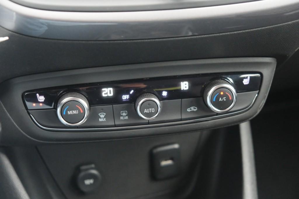 Opel Crossland X 1.2 82pk Innovation | App Connect | Climate | Cruise | Camera | PDC | Winter Pakket | Trekhaak afbeelding 16